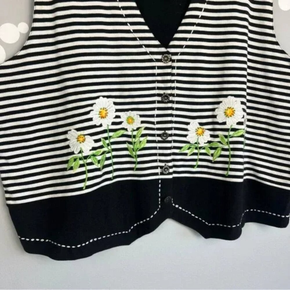 Victoria Jones Vintage Floral Embroidered Vest Size 2X - Picture 2 of 5